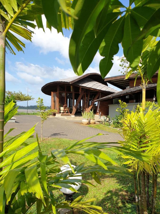 Houttuyn Wellness River Resort Paramaribo Extérieur photo